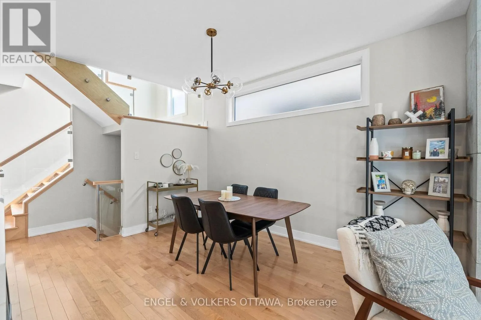 1212 PRINCE OF WALES DRIVE