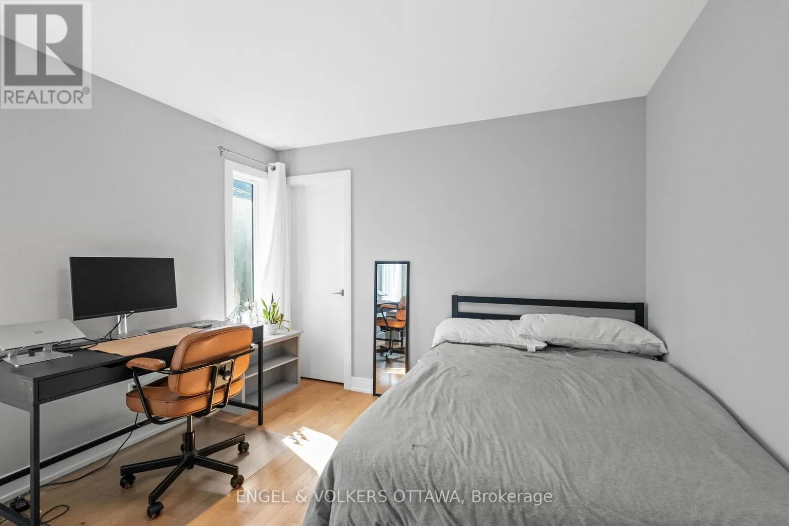 1212 PRINCE OF WALES DRIVE
