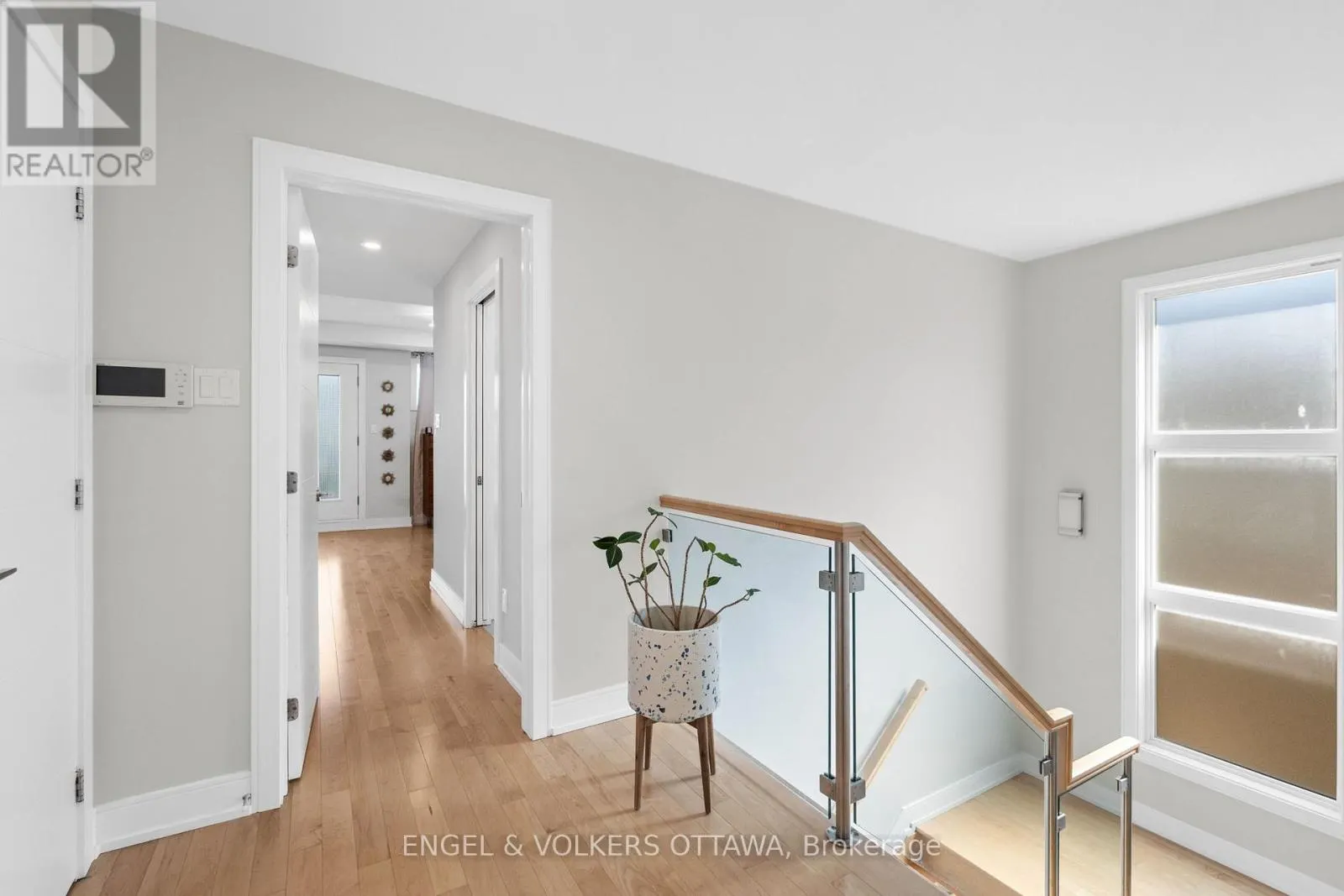 1212 PRINCE OF WALES DRIVE