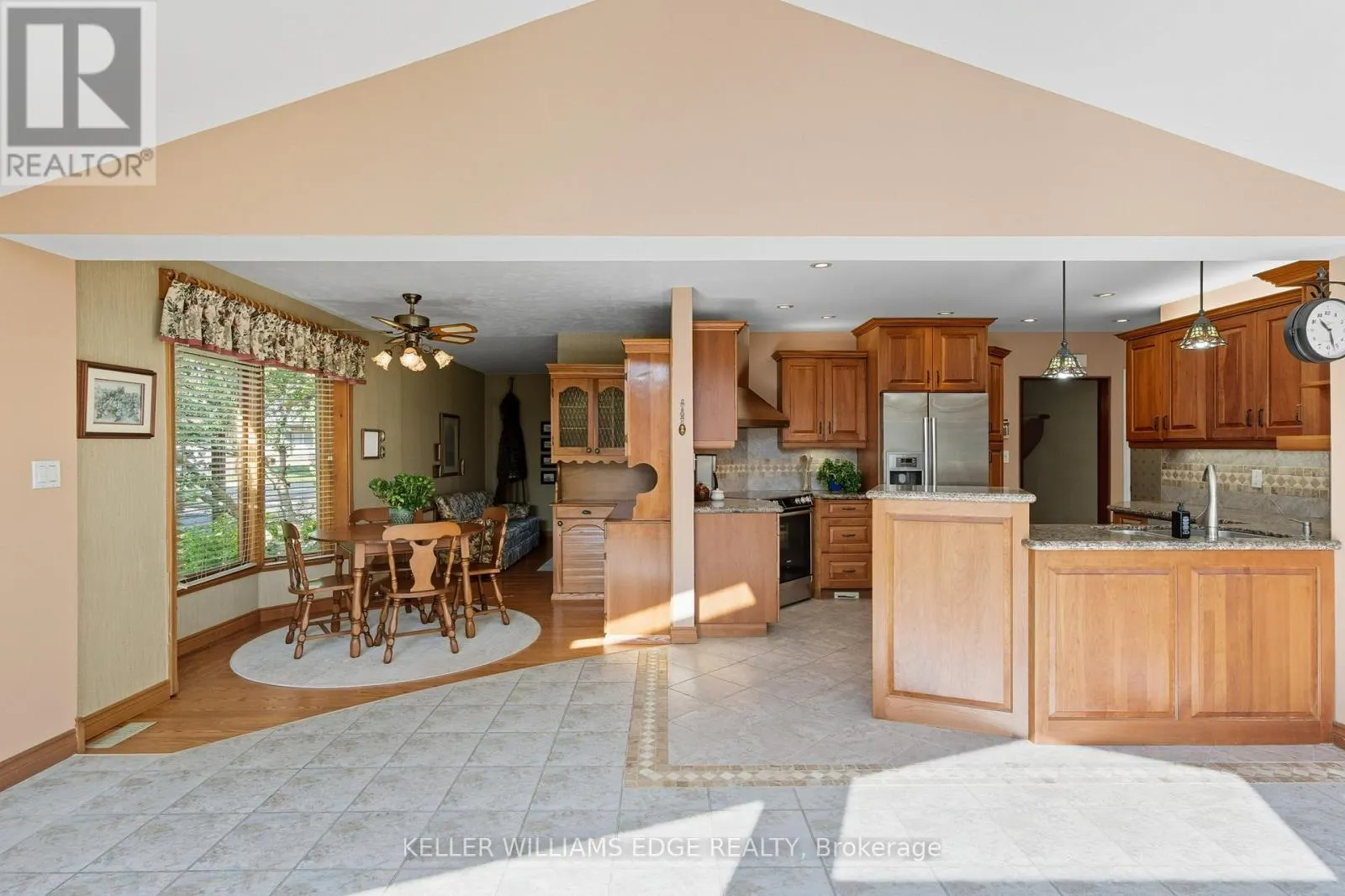 33 GOLDFINCH ROAD