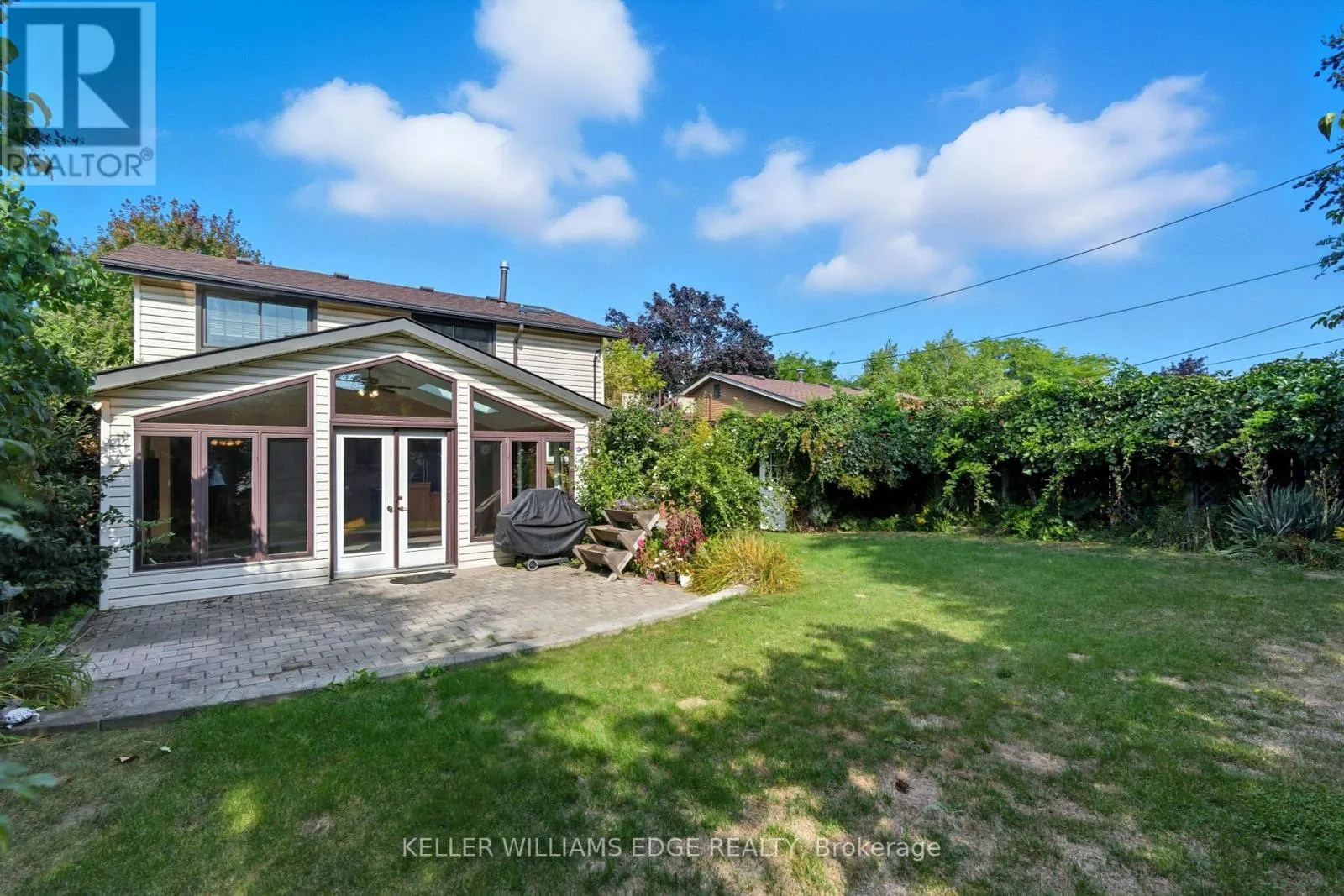 33 GOLDFINCH ROAD