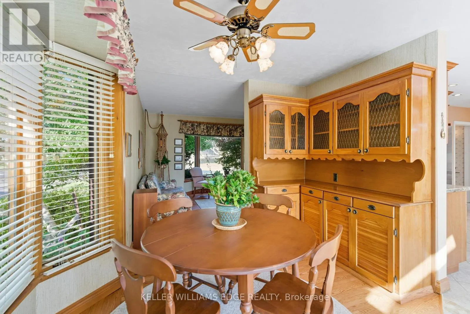 33 GOLDFINCH ROAD