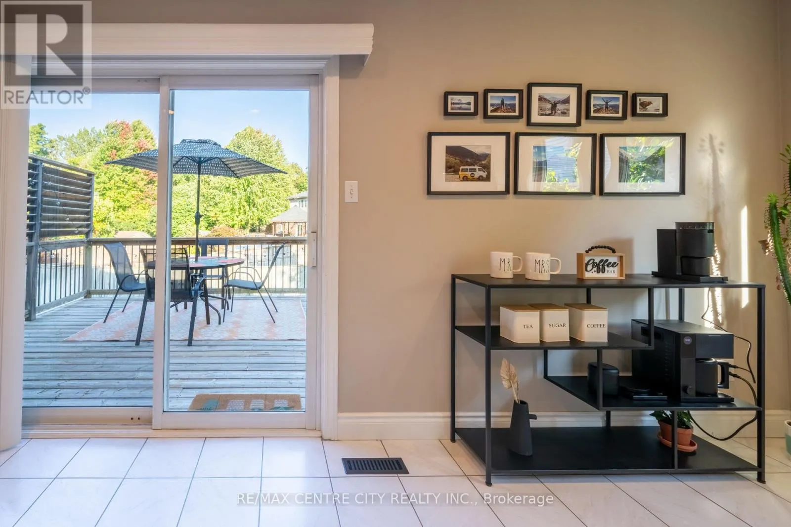 495 RIVERVIEW DRIVE