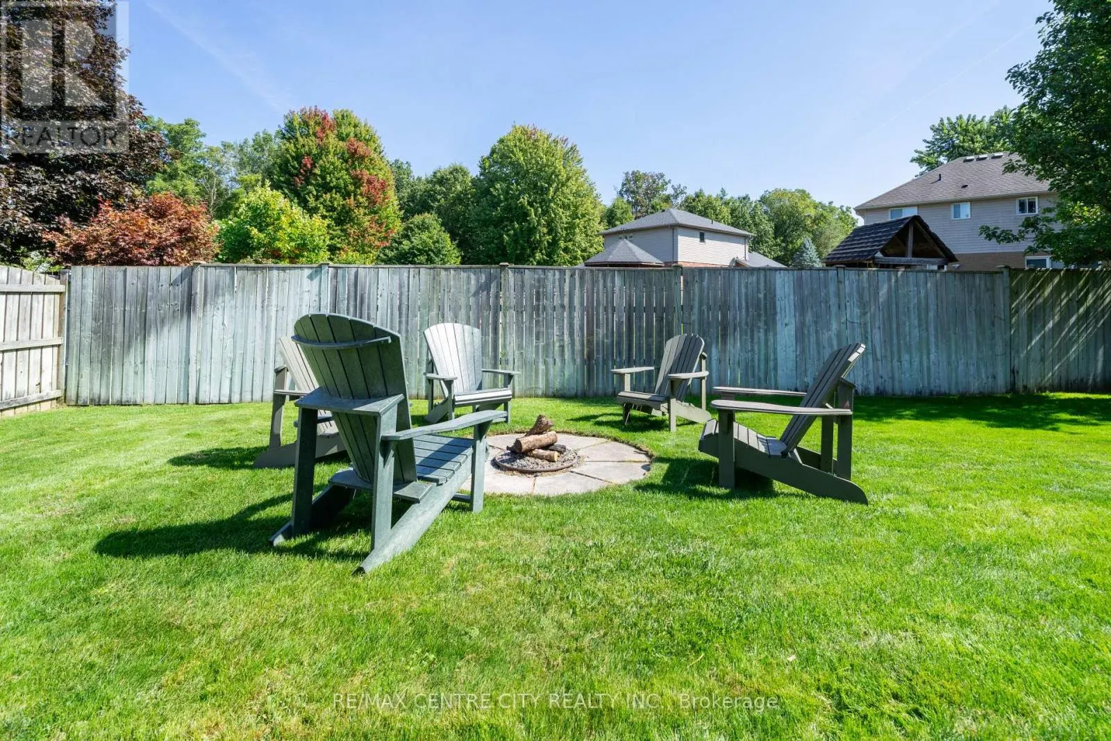 495 RIVERVIEW DRIVE