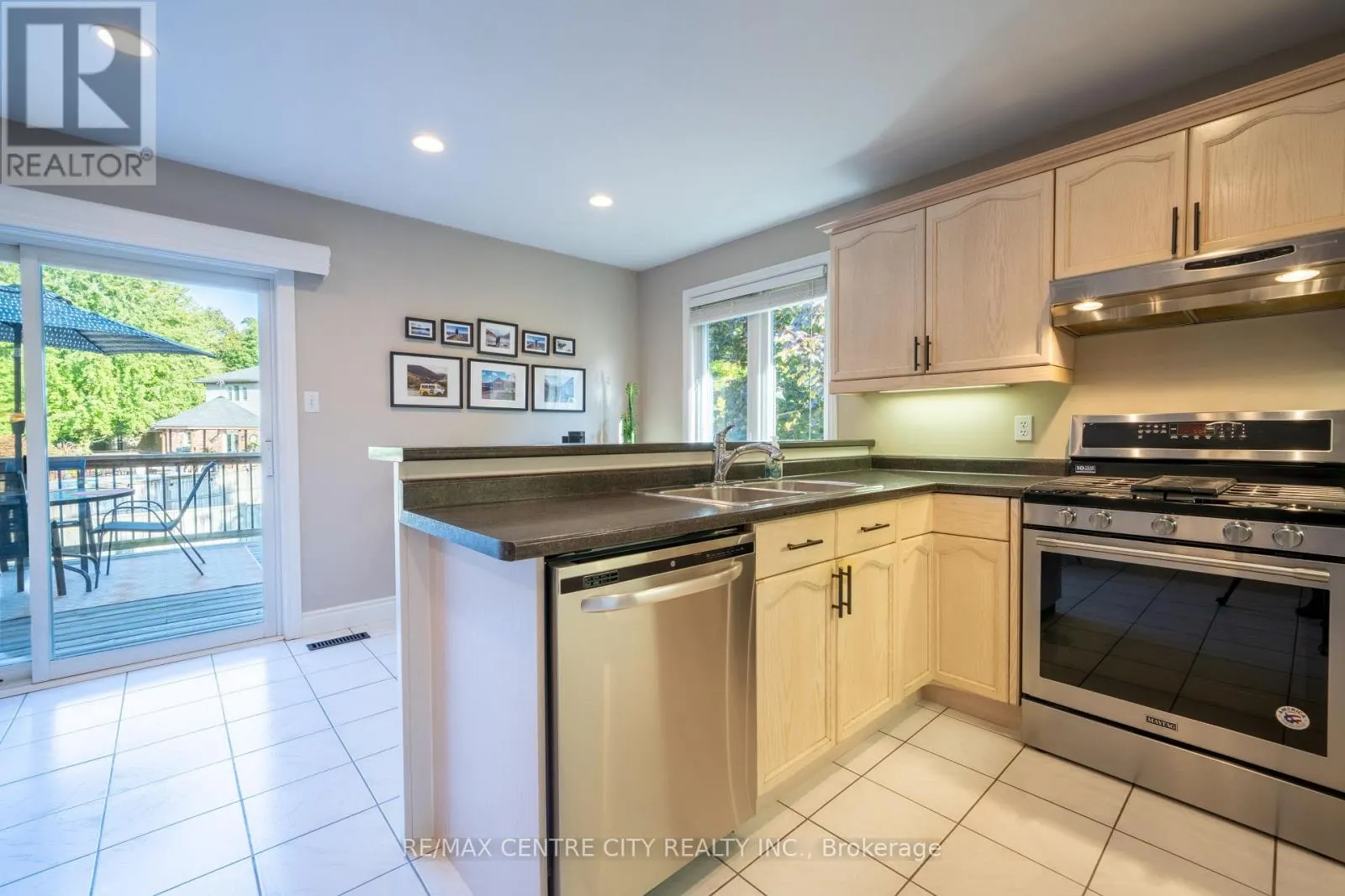 495 RIVERVIEW DRIVE