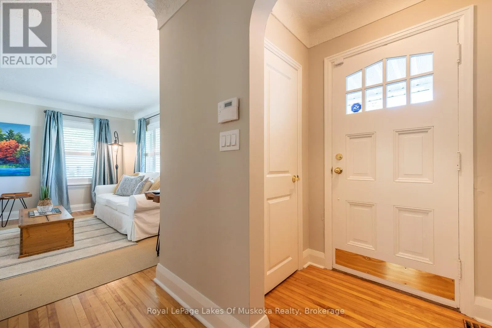 9 MOUNTVIEW AVENUE