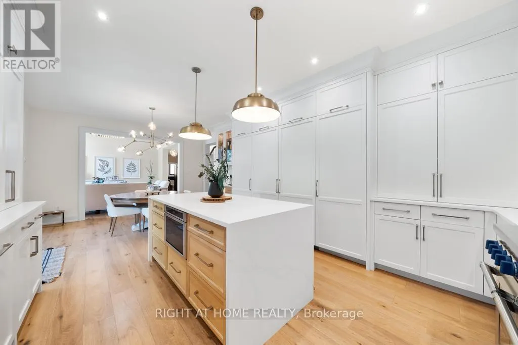 166 FOXRIDGE DRIVE