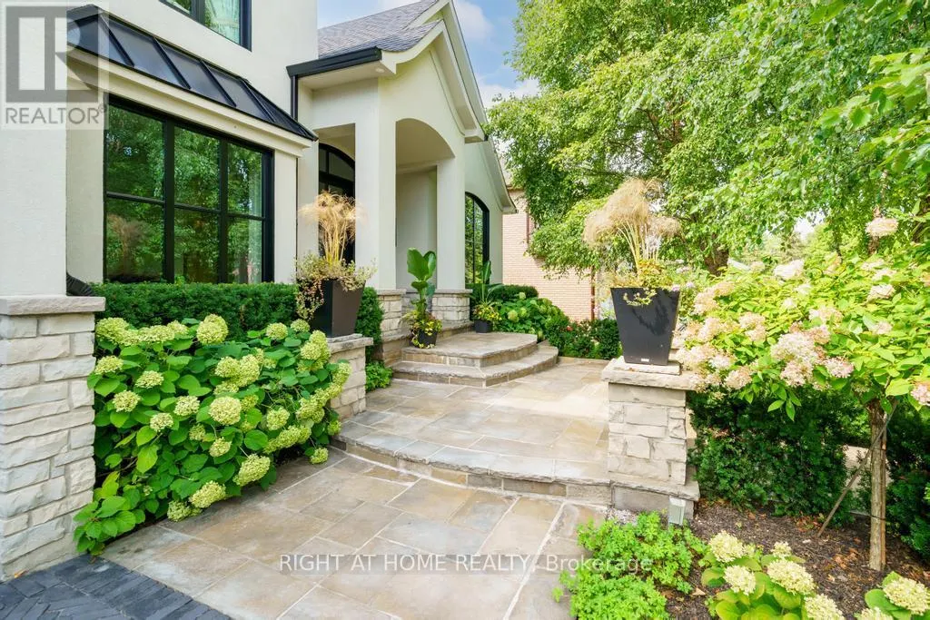 166 FOXRIDGE DRIVE