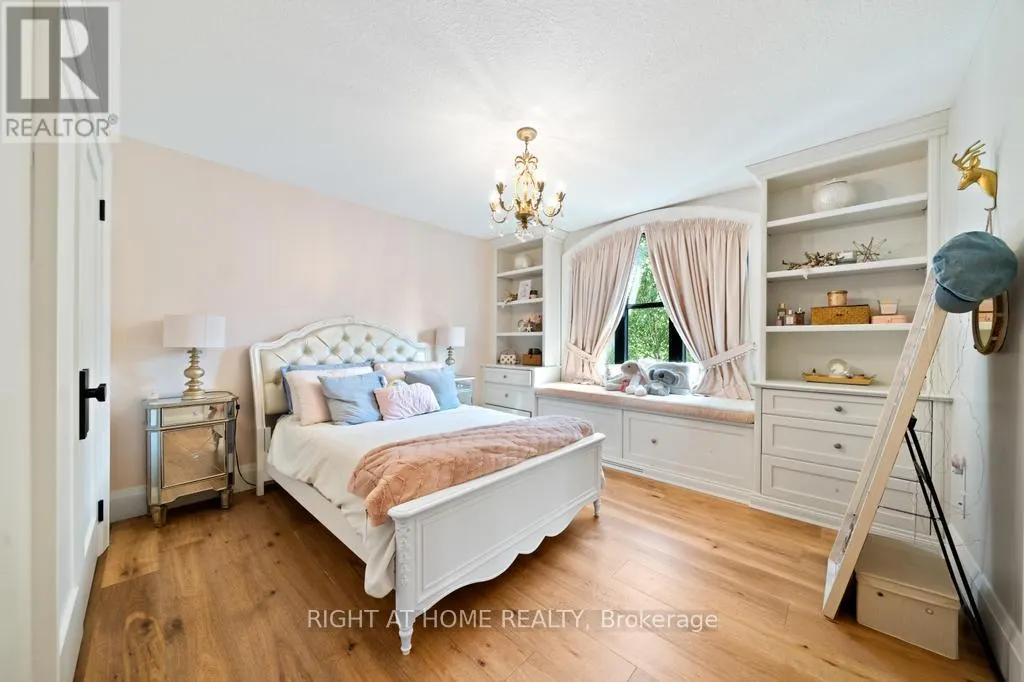 166 FOXRIDGE DRIVE