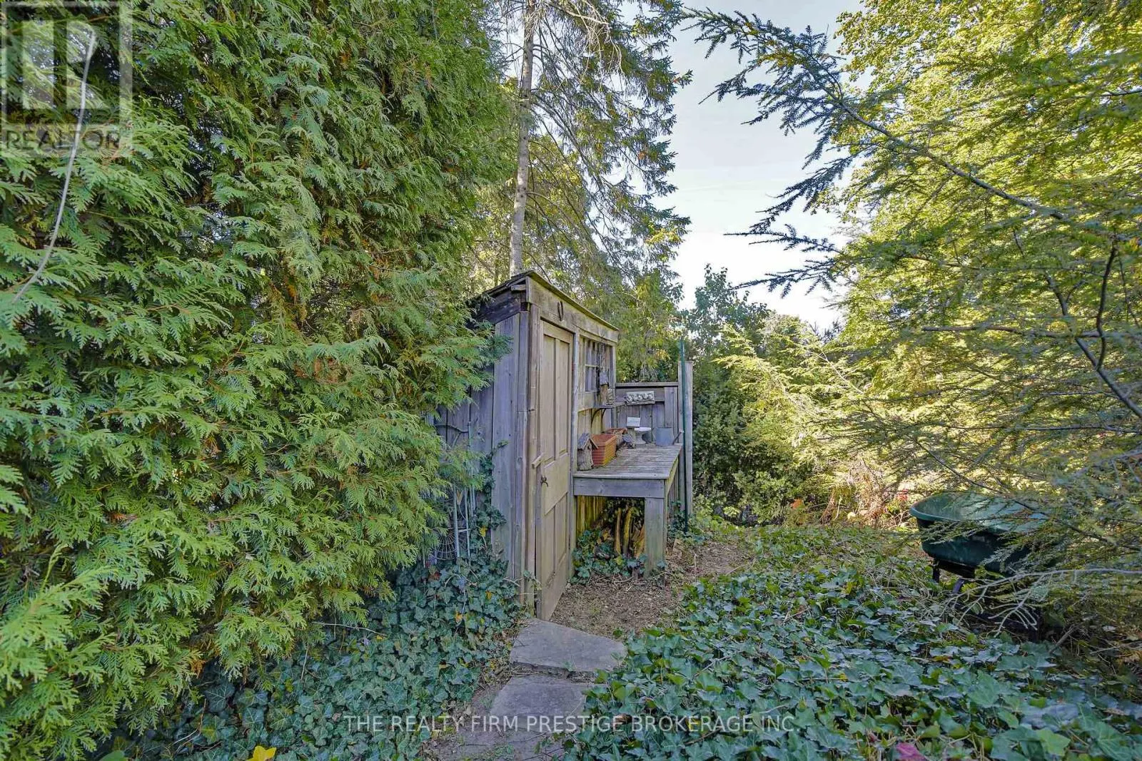293 RIVERSIDE DRIVE