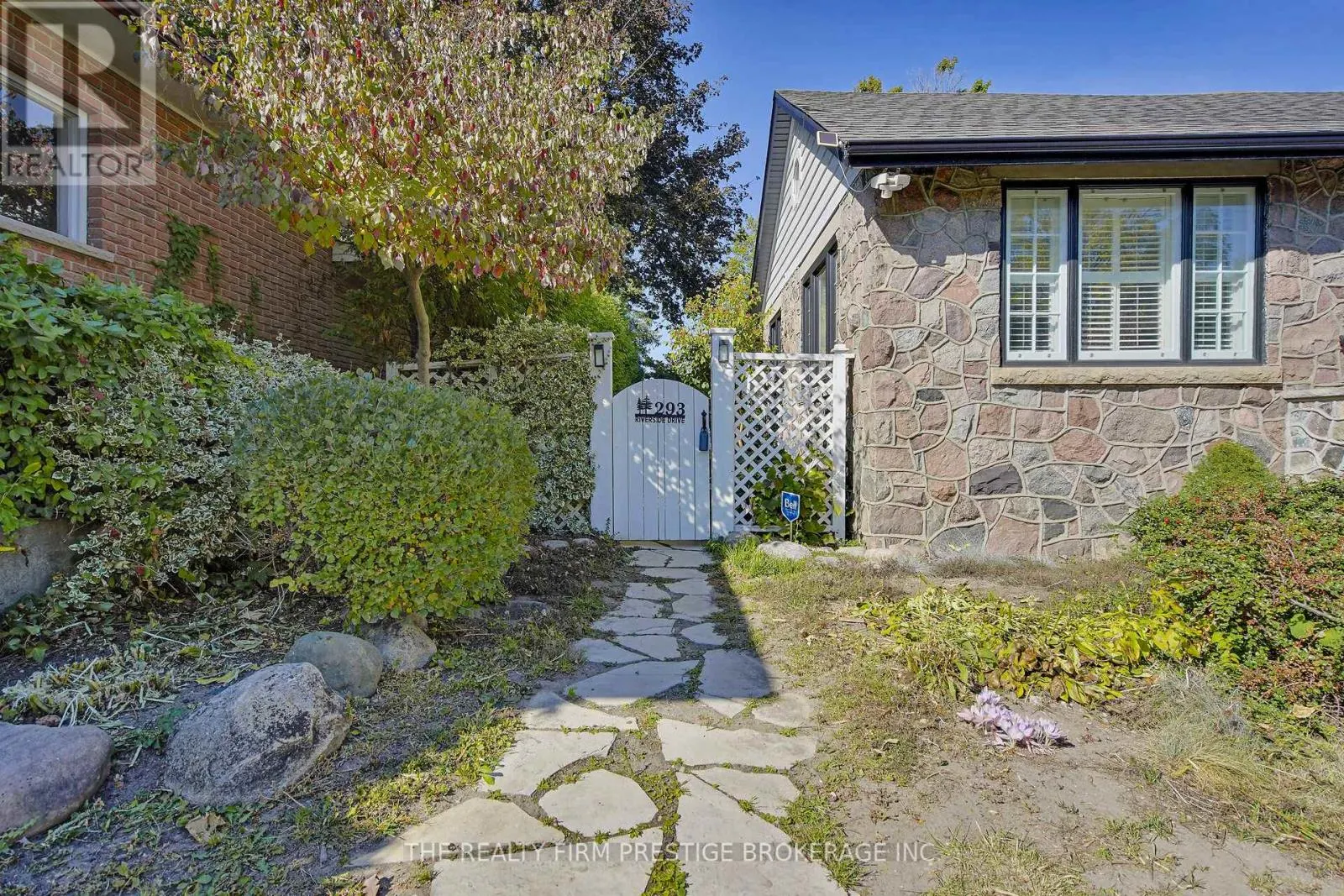 293 RIVERSIDE DRIVE