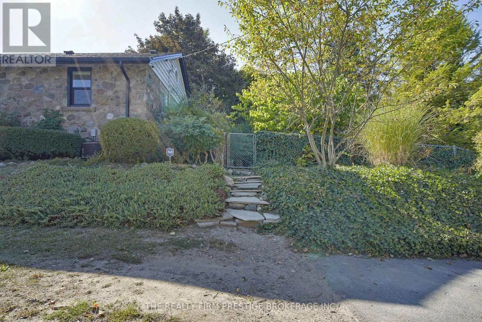 293 RIVERSIDE DRIVE