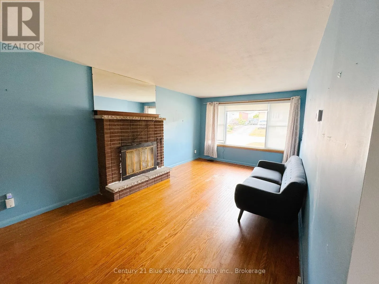 163 BEVERLY ROAD