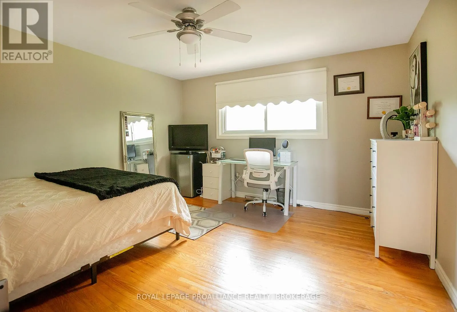 296 OLYMPUS AVENUE