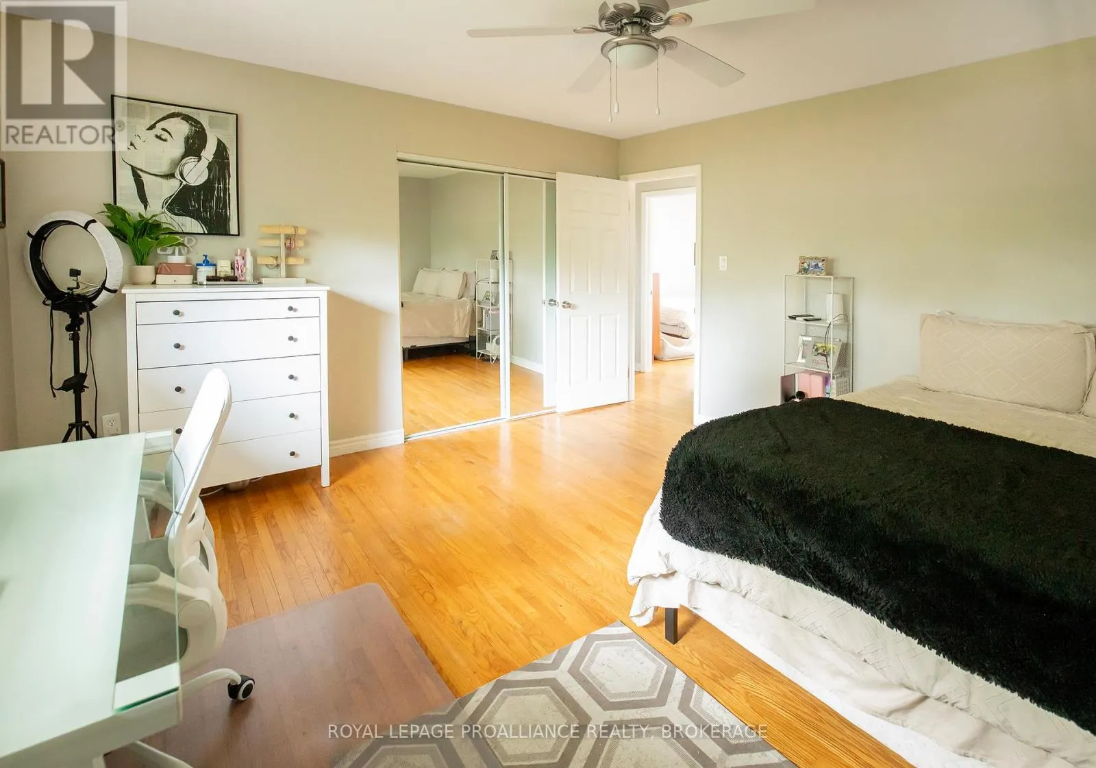 296 OLYMPUS AVENUE