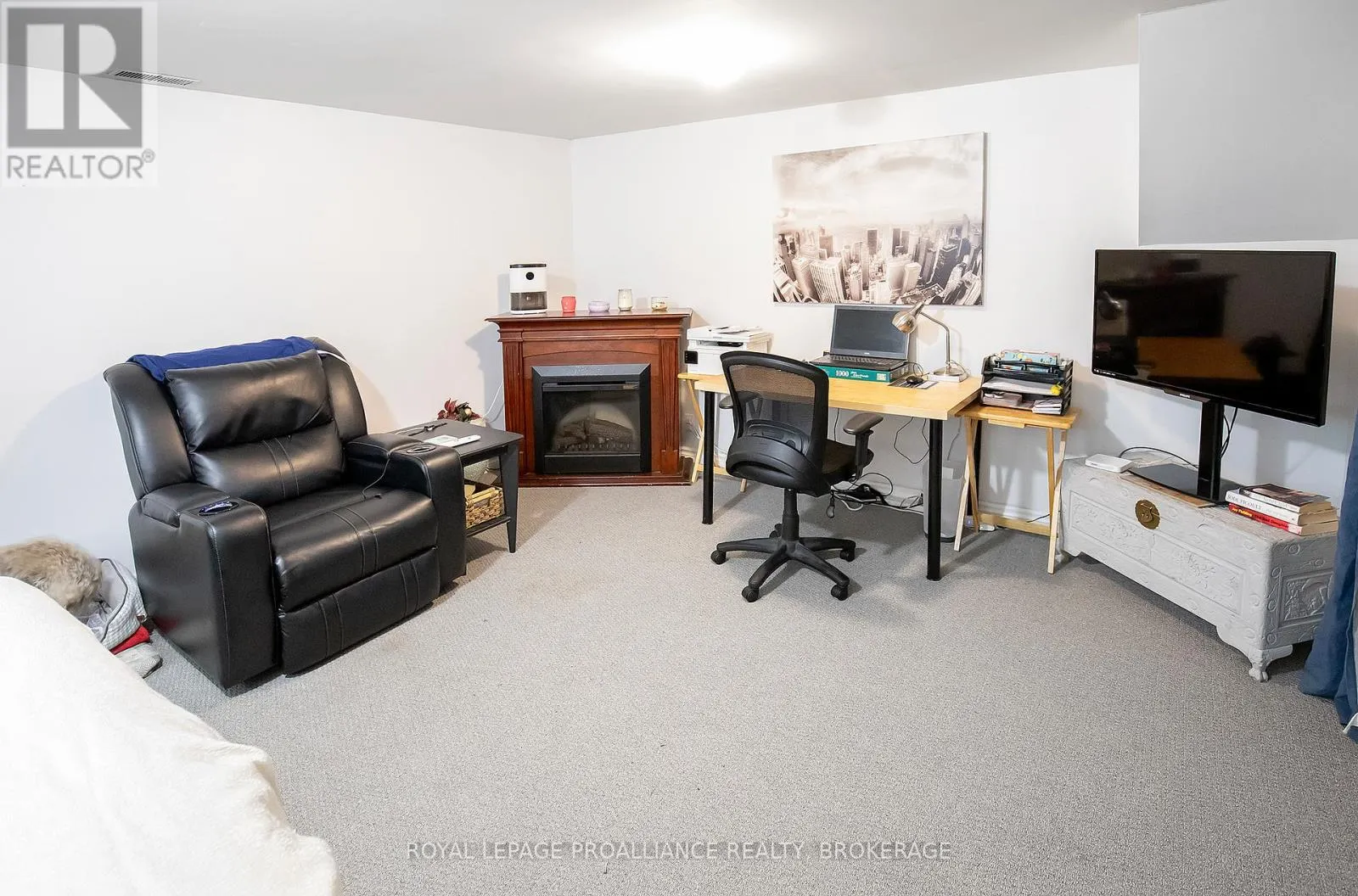 296 OLYMPUS AVENUE
