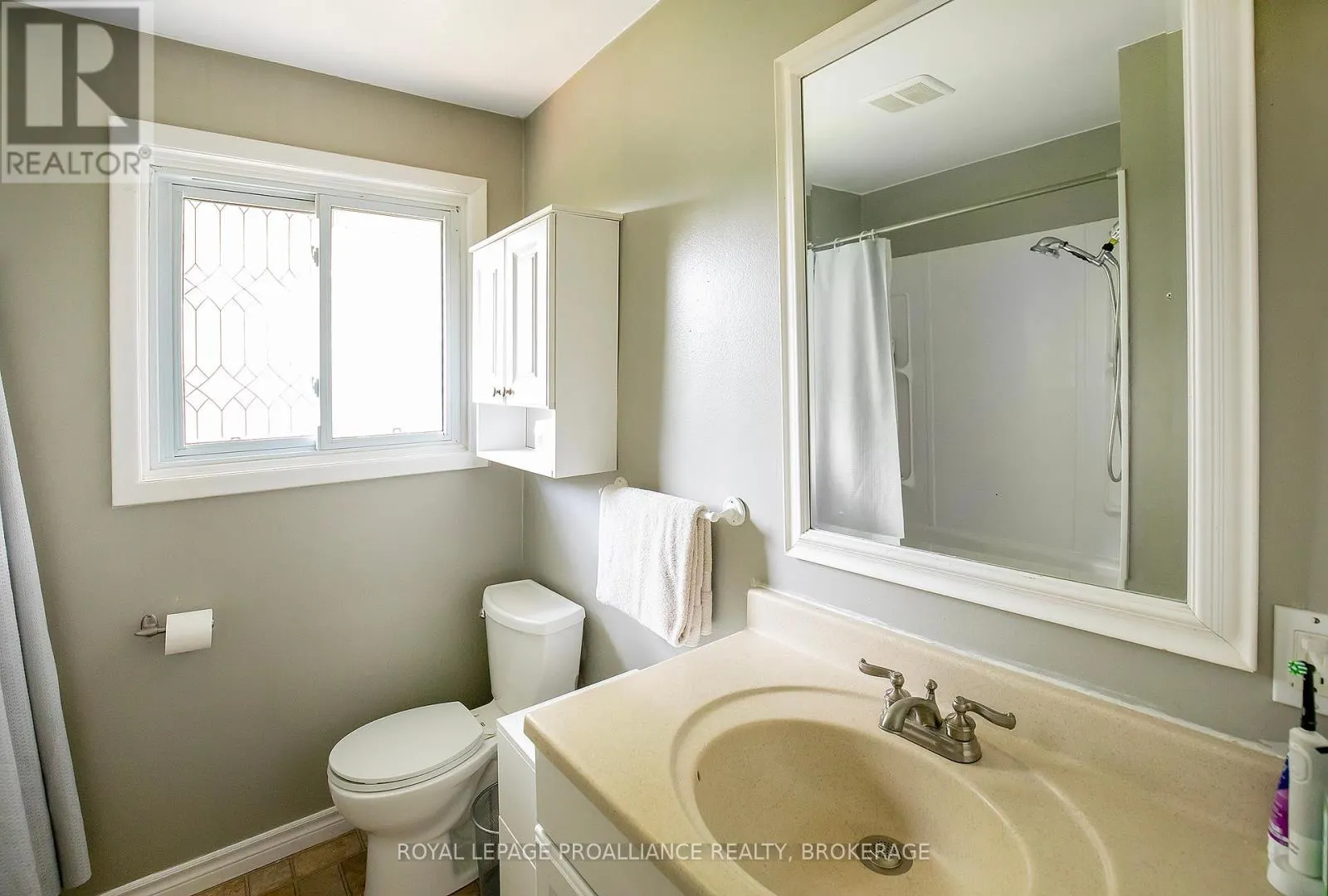 296 OLYMPUS AVENUE