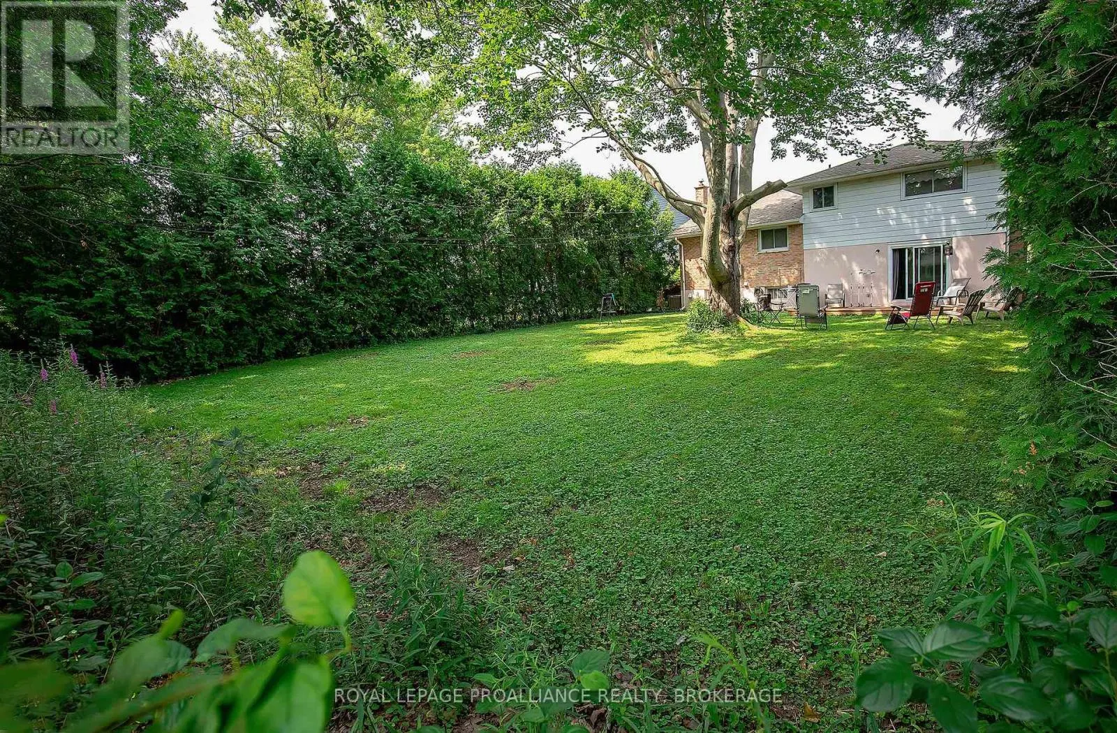 296 OLYMPUS AVENUE