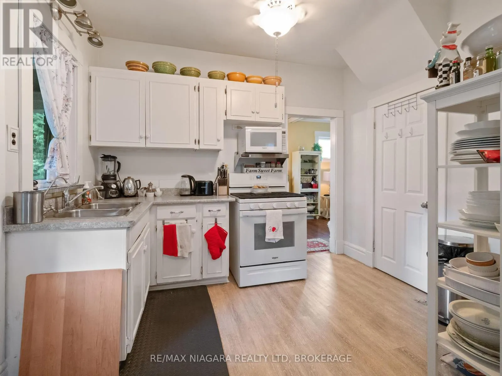 4722 RYERSON CRESCENT