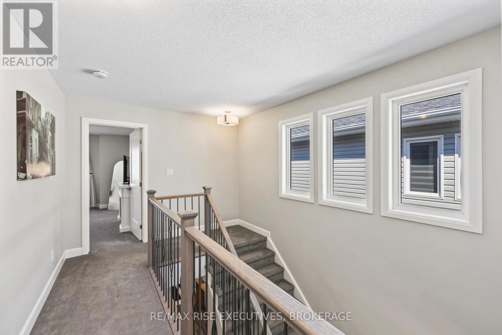 1219 MAX CRESCENT