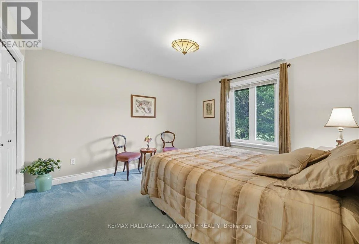 1717 LAKESHORE DRIVE