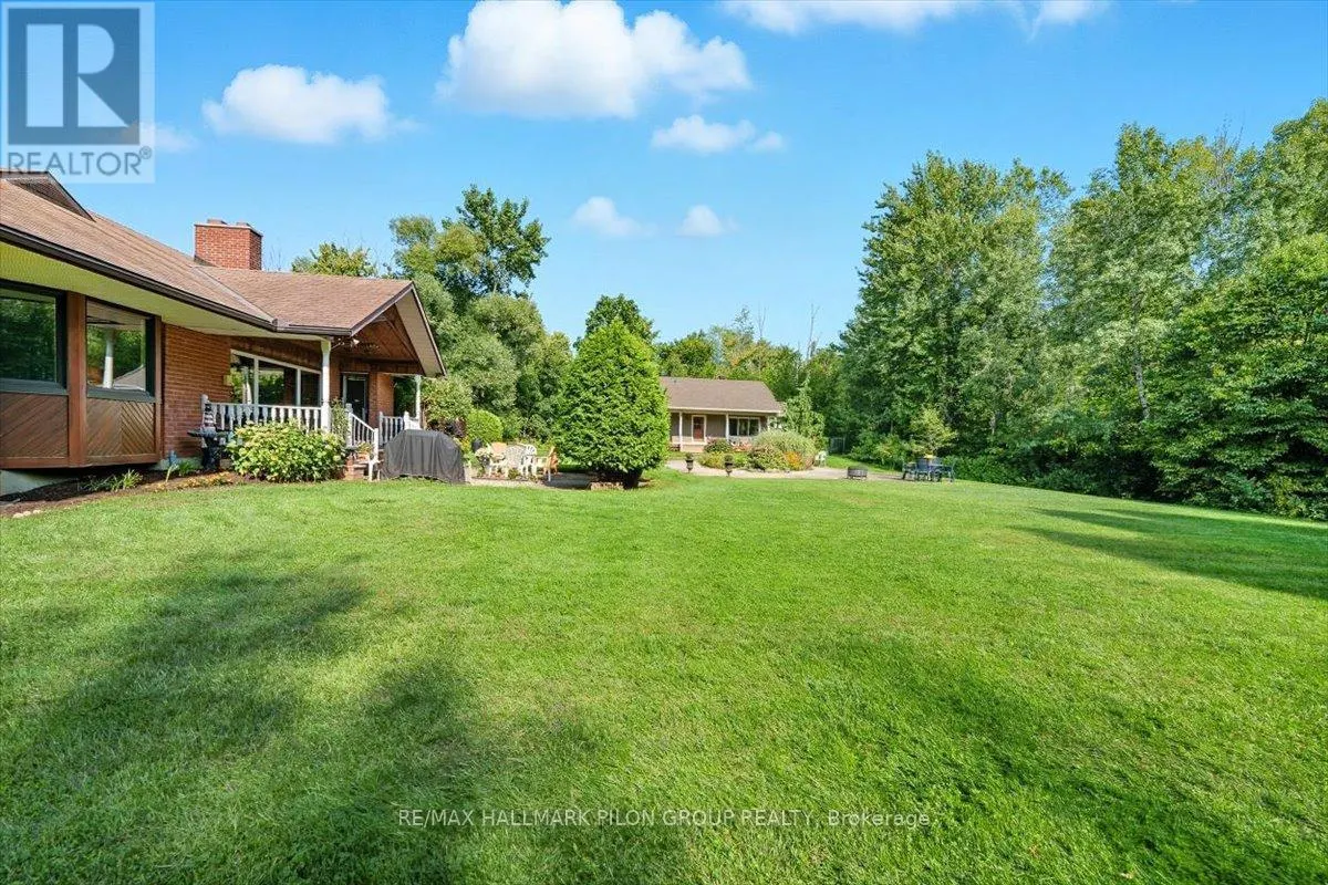 1717 LAKESHORE DRIVE