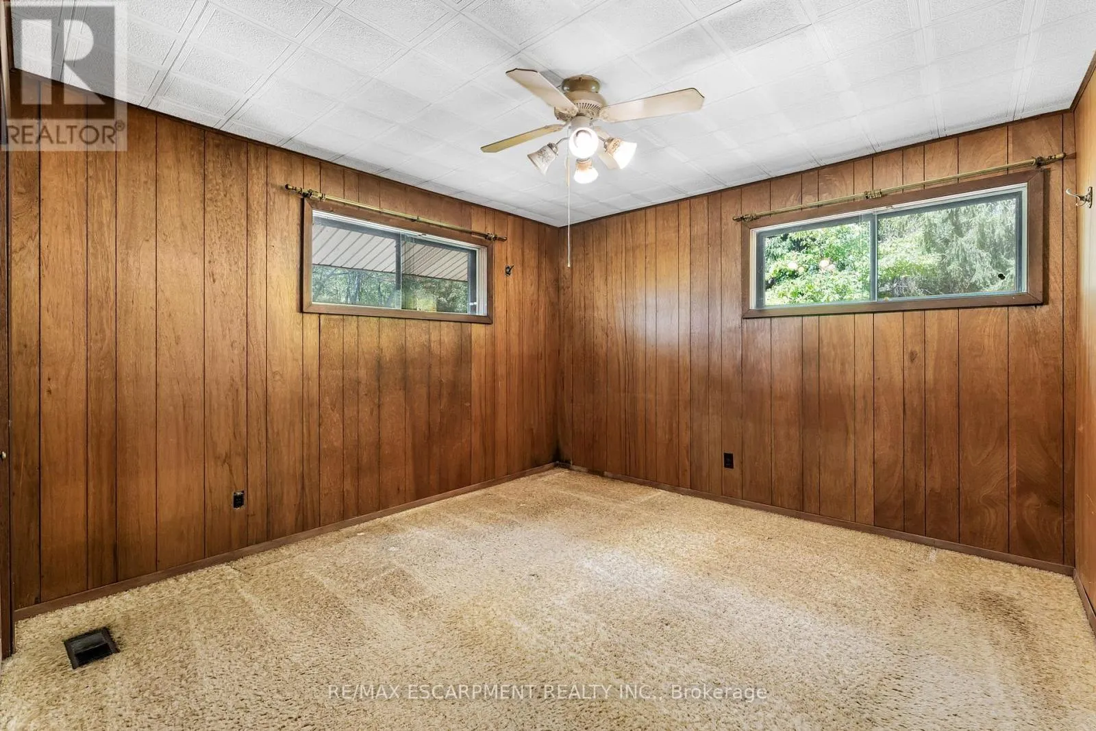 927 WAINFLEET/DUNNVILLE TOWNLINE ROAD