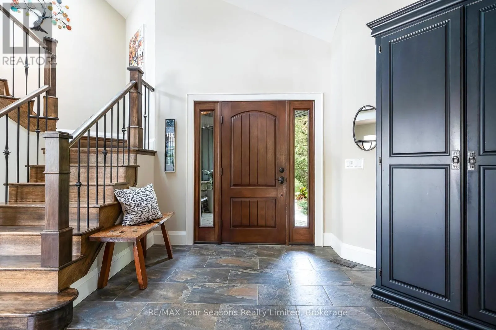 159 INDIAN CIRCLE