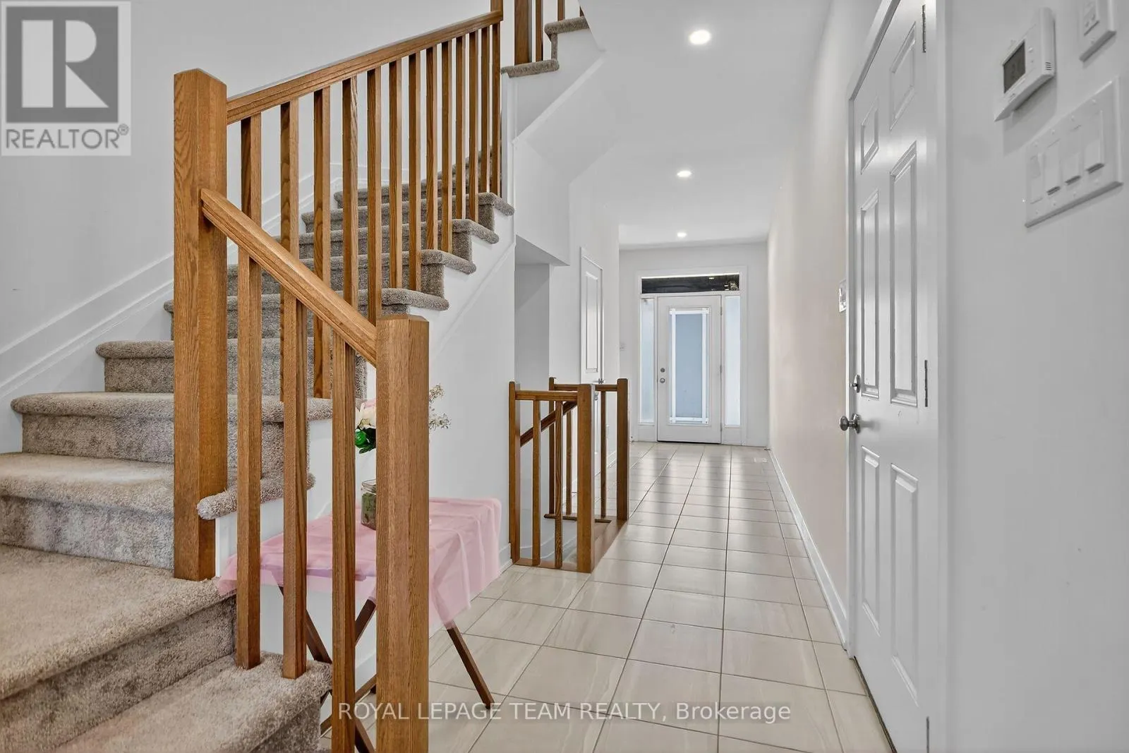 337 IBANEZ WALK