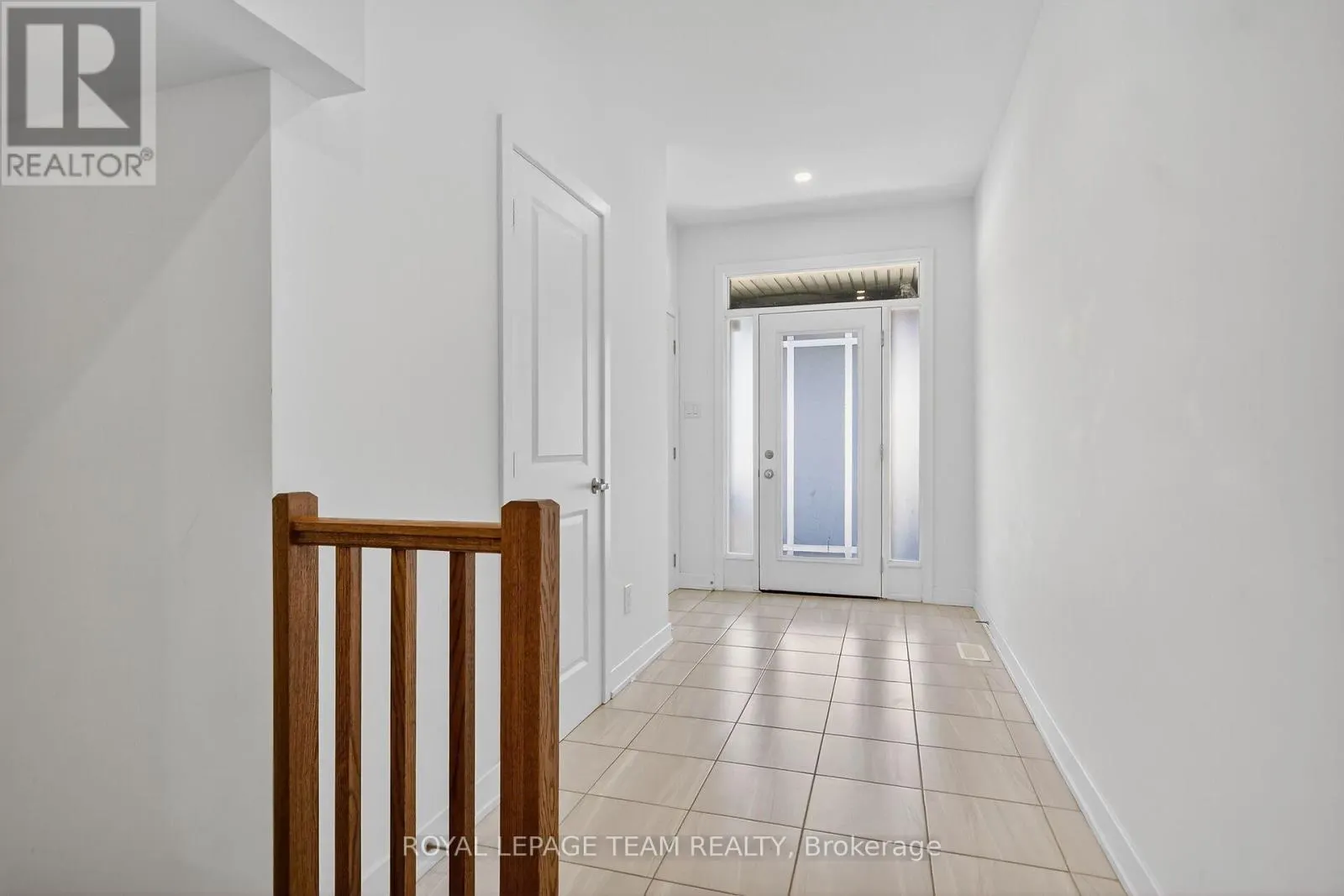 337 IBANEZ WALK