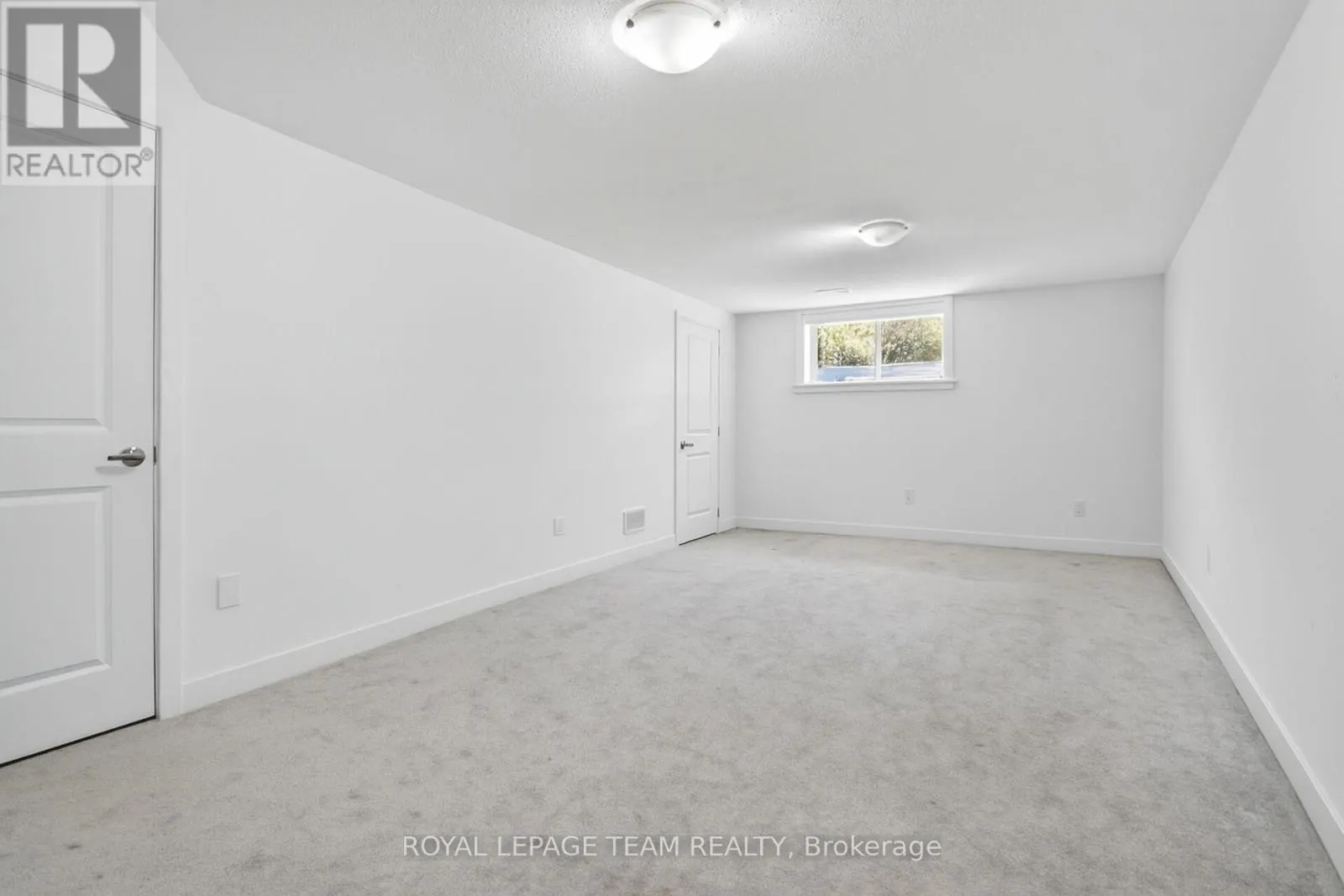 337 IBANEZ WALK