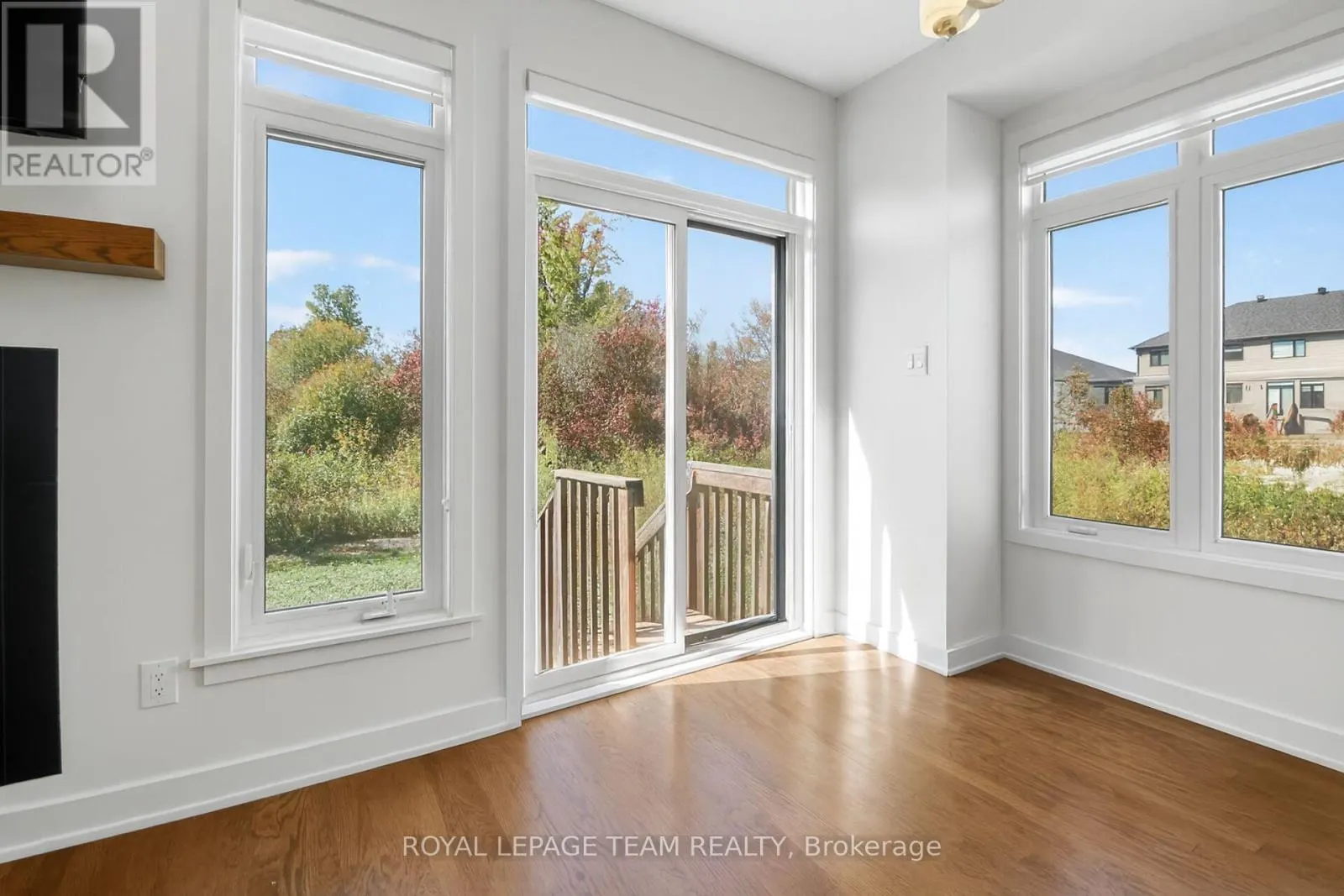 337 IBANEZ WALK