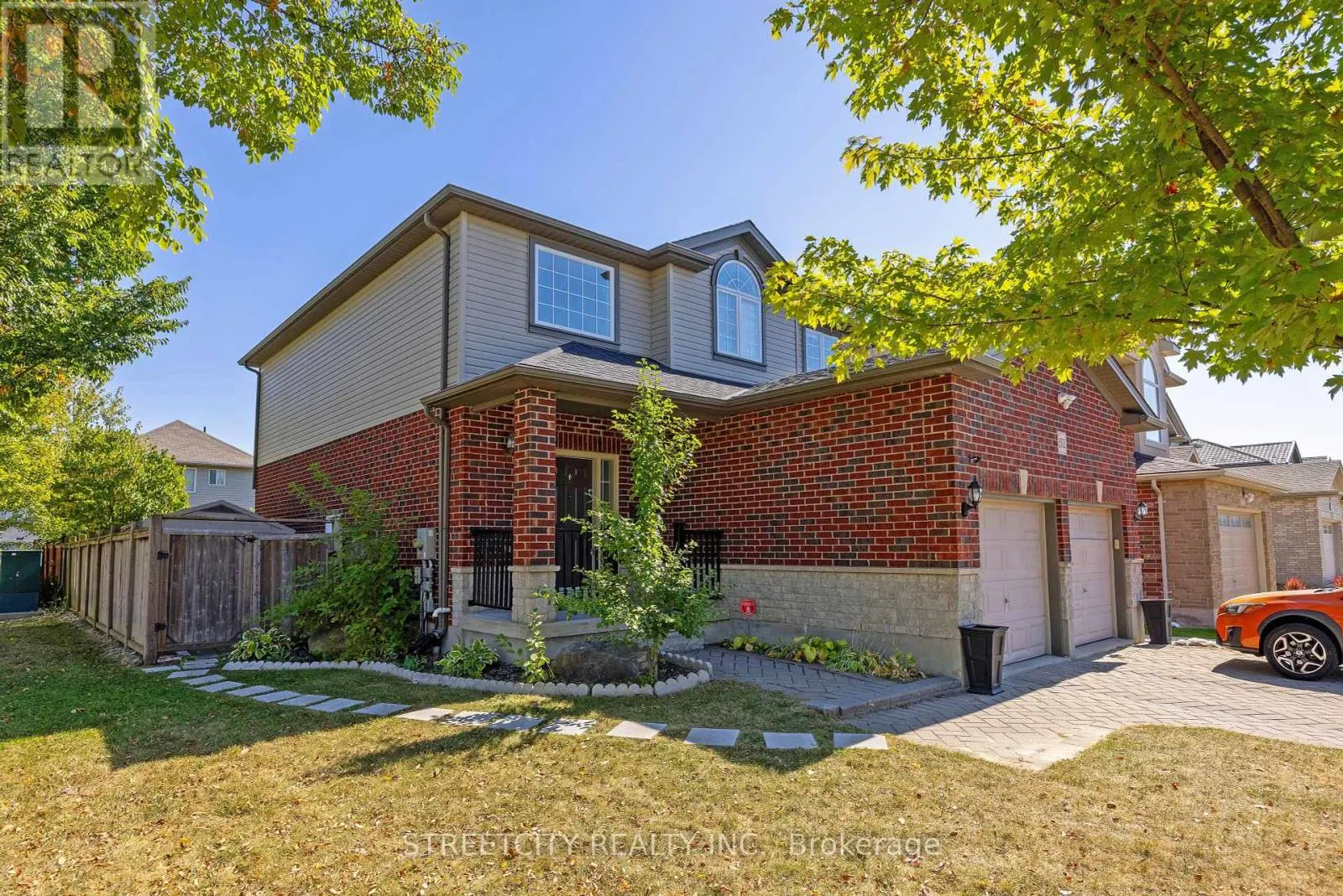 1502 CORONATION DRIVE