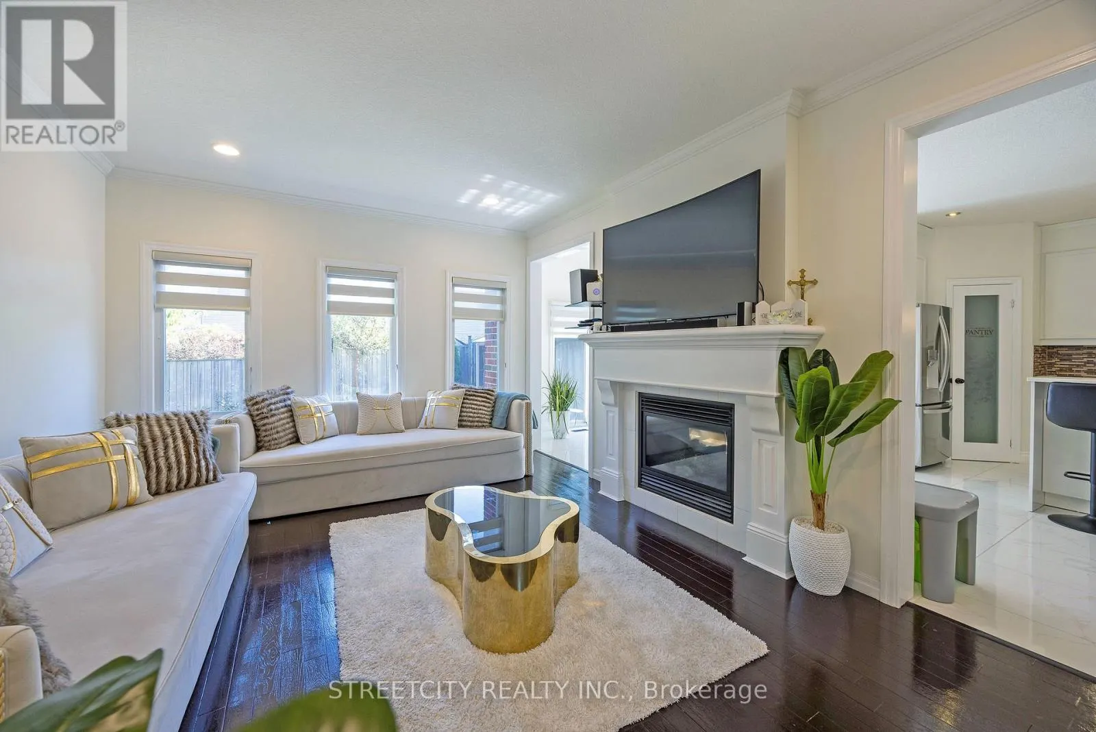 1502 CORONATION DRIVE