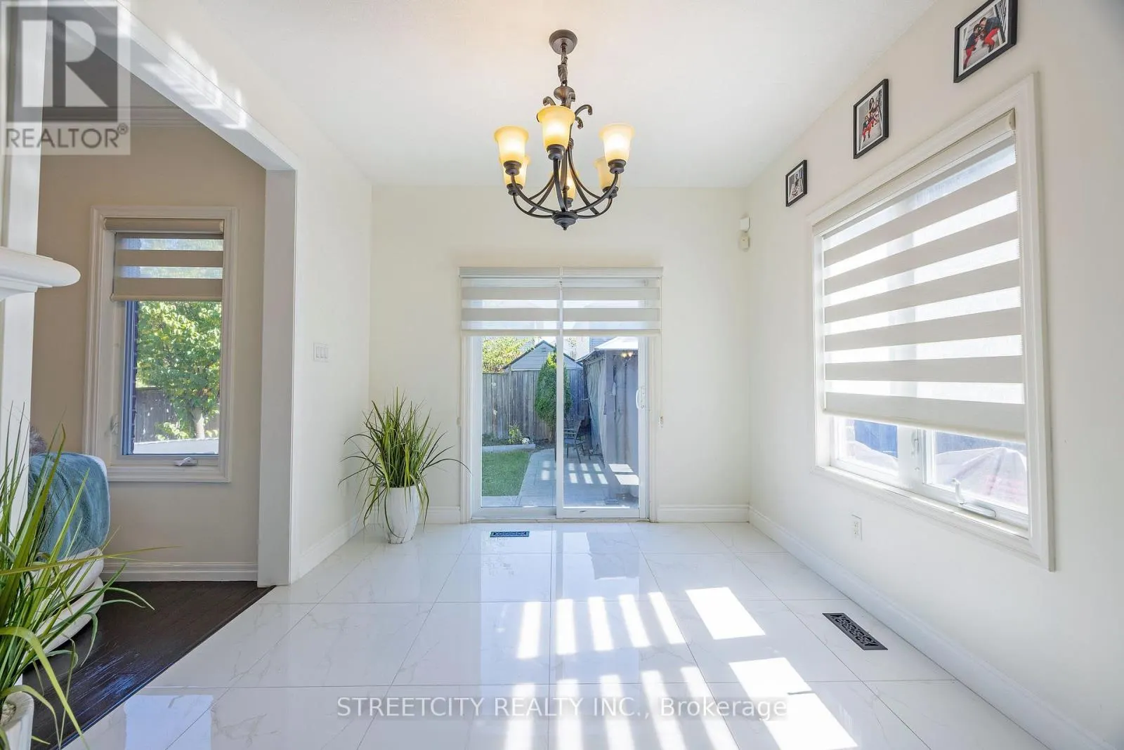 1502 CORONATION DRIVE
