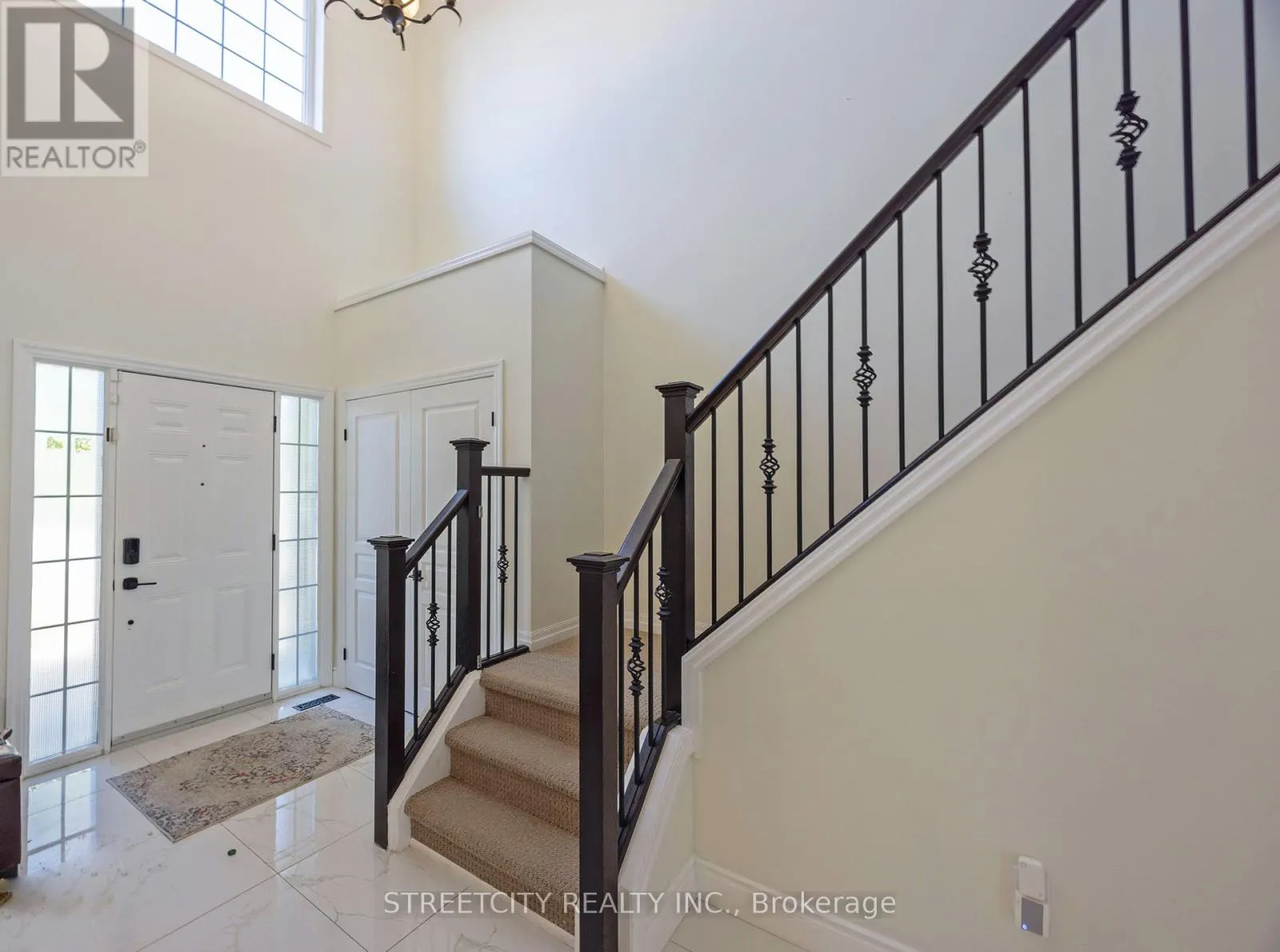 1502 CORONATION DRIVE