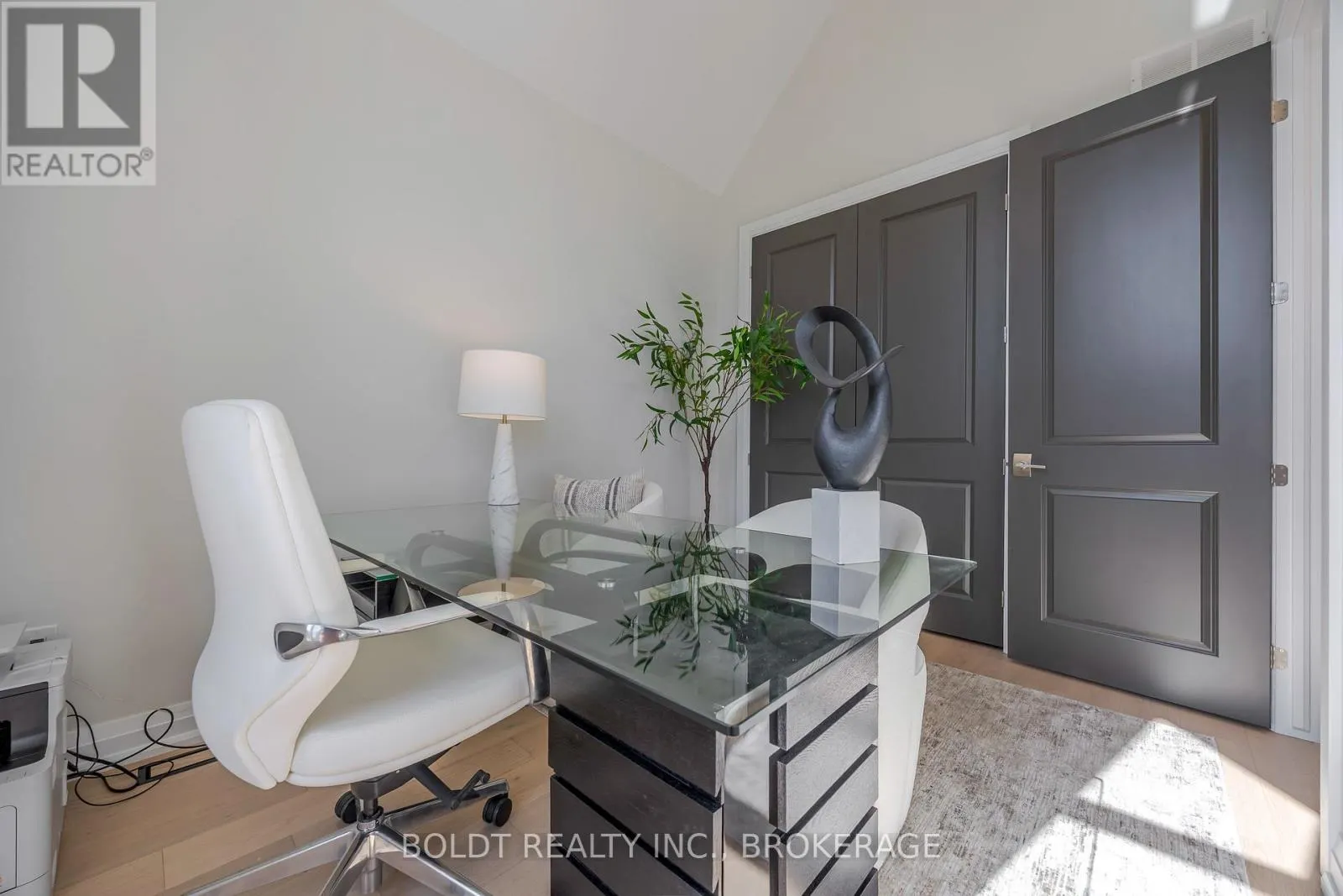 11 - 205 ST. DAVID'S ROAD, #11