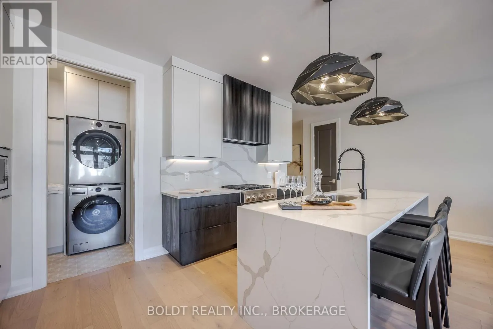 11 - 205 ST. DAVID'S ROAD, #11