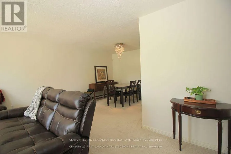 893 LAWSON ROAD
