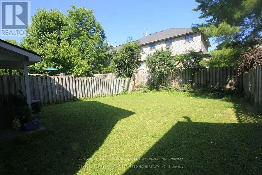 893 LAWSON ROAD