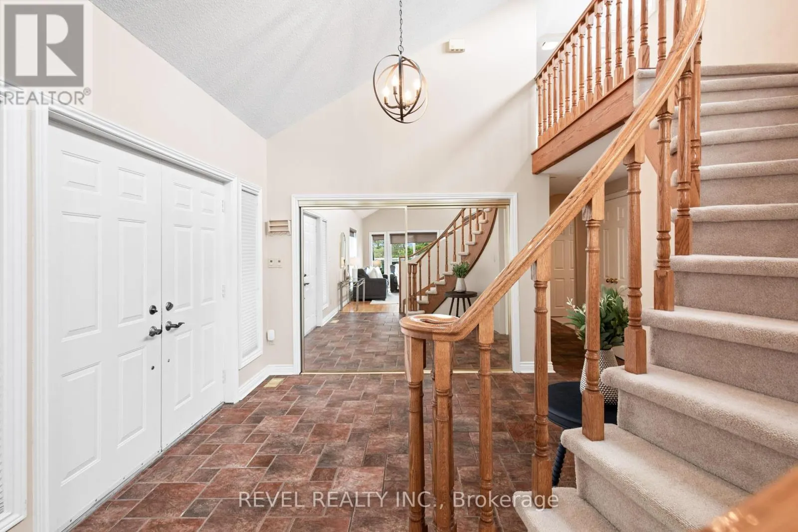 27 CEDAR CRESCENT