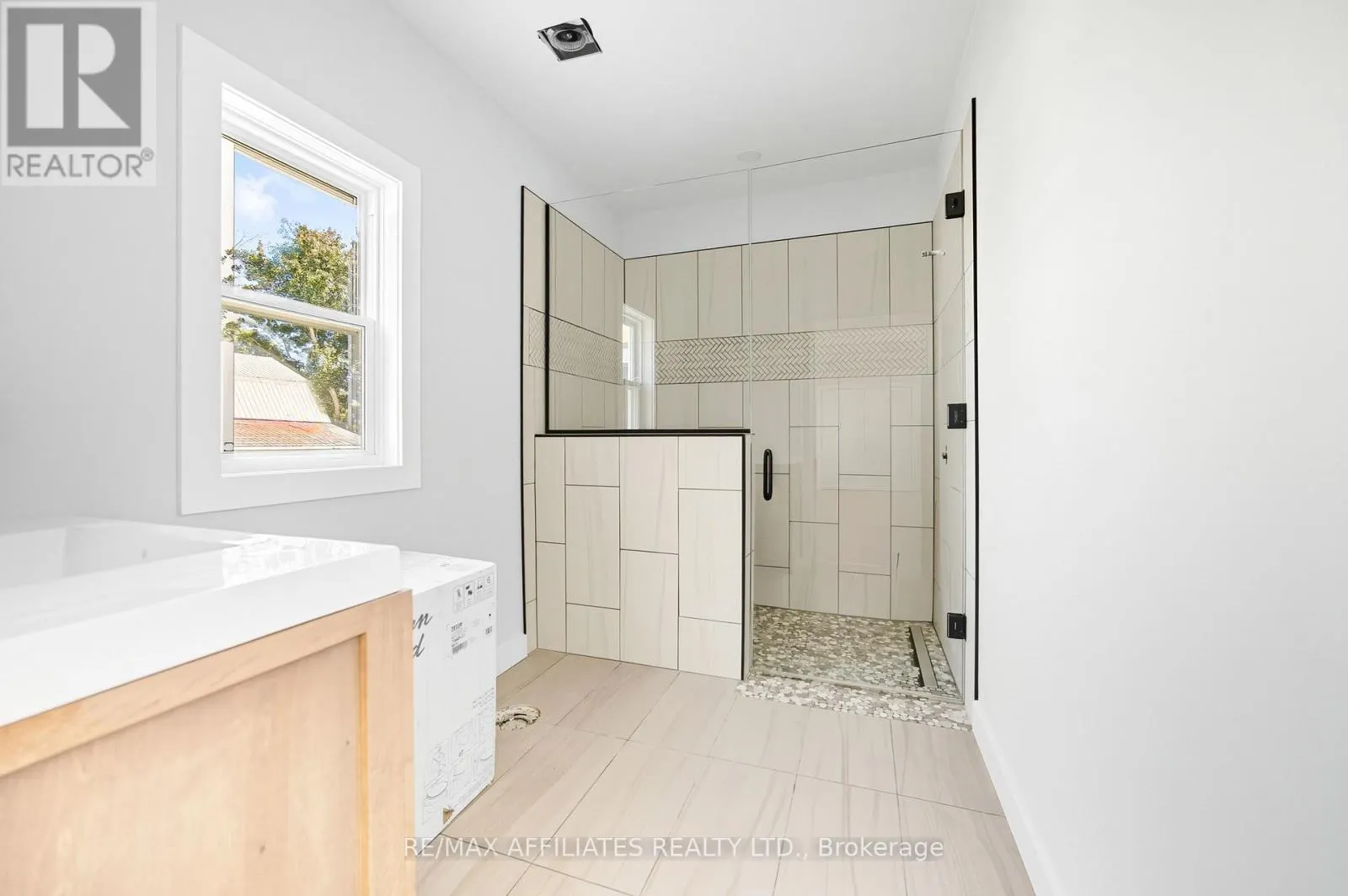 3155 DRUMMOND CON 8A ROAD