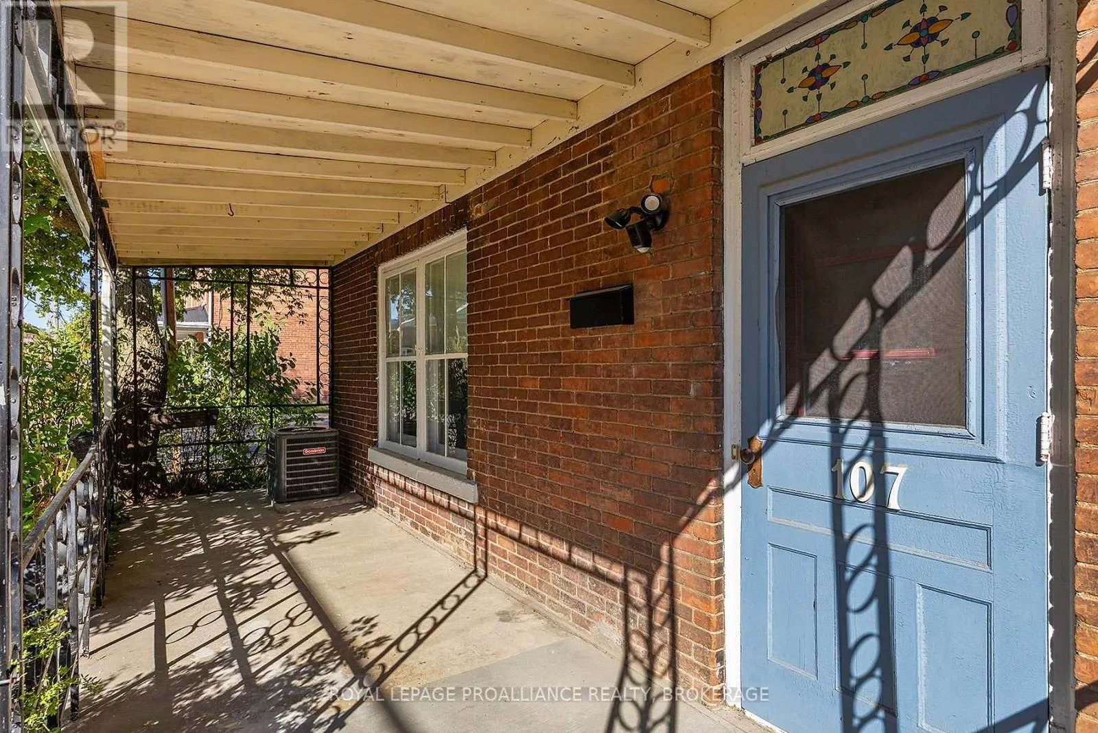 107 STEPHEN STREET