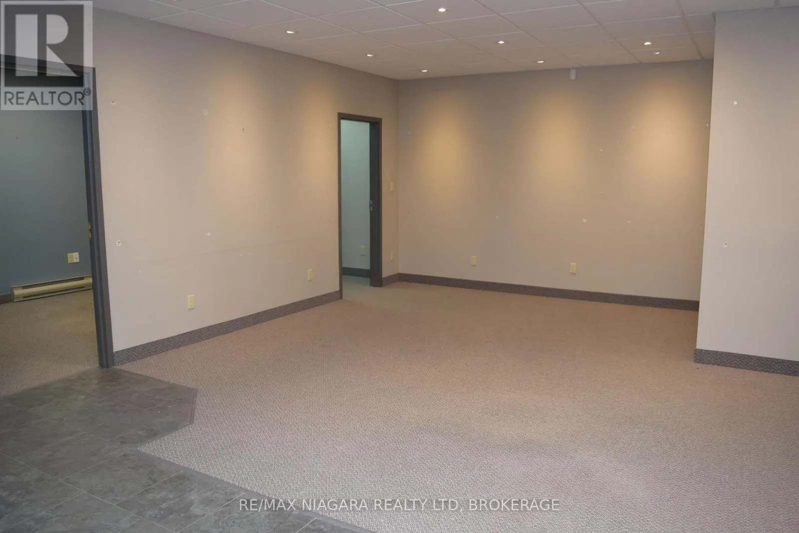 2C - 154 WEST MAIN STREET, #2C