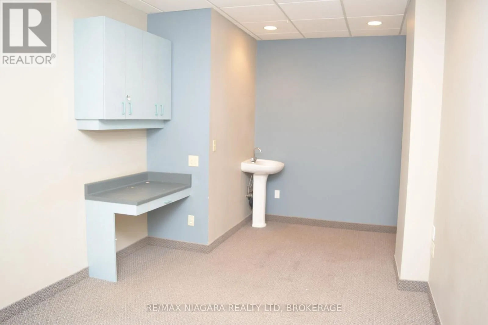 2C - 154 WEST MAIN STREET, #2C