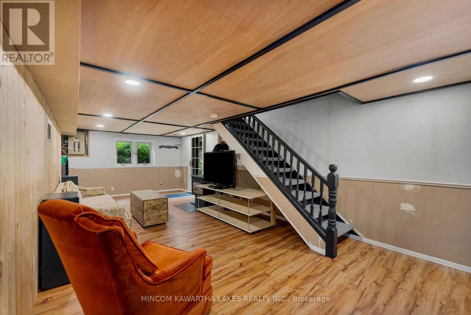 60 BURLEIGH STREET