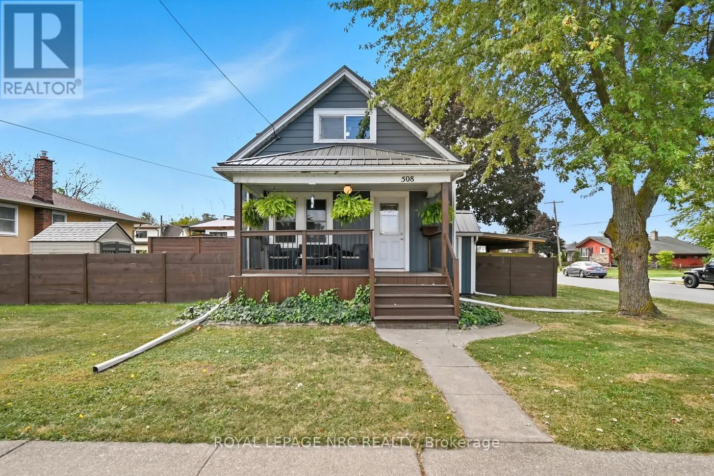 508 MAIN STREET W