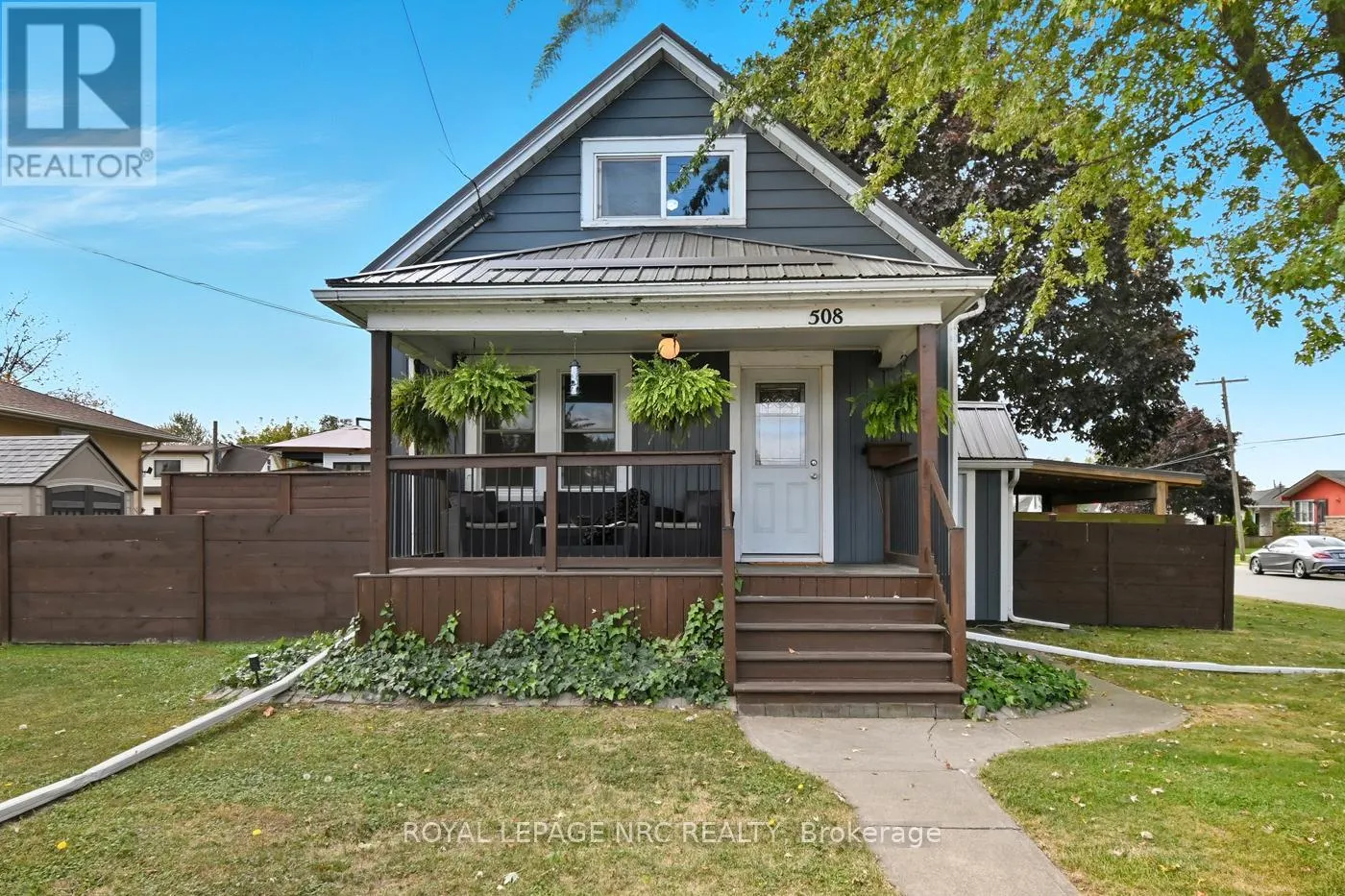 508 MAIN STREET W