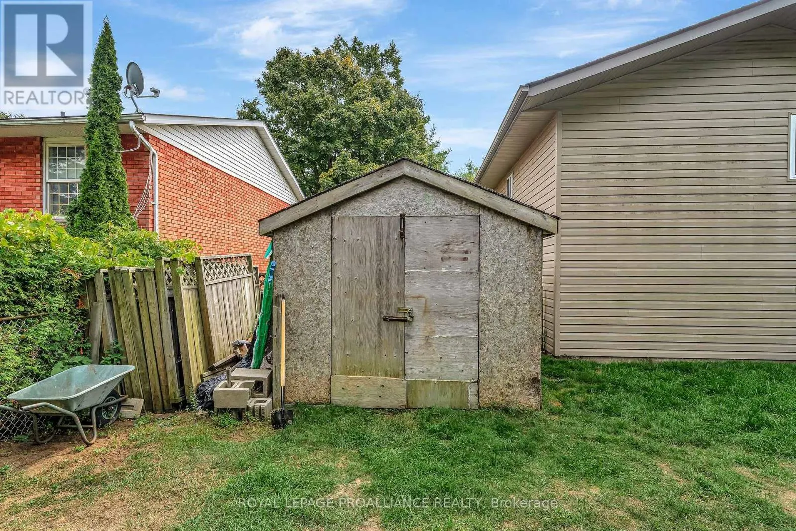 318 RAGLAN STREET