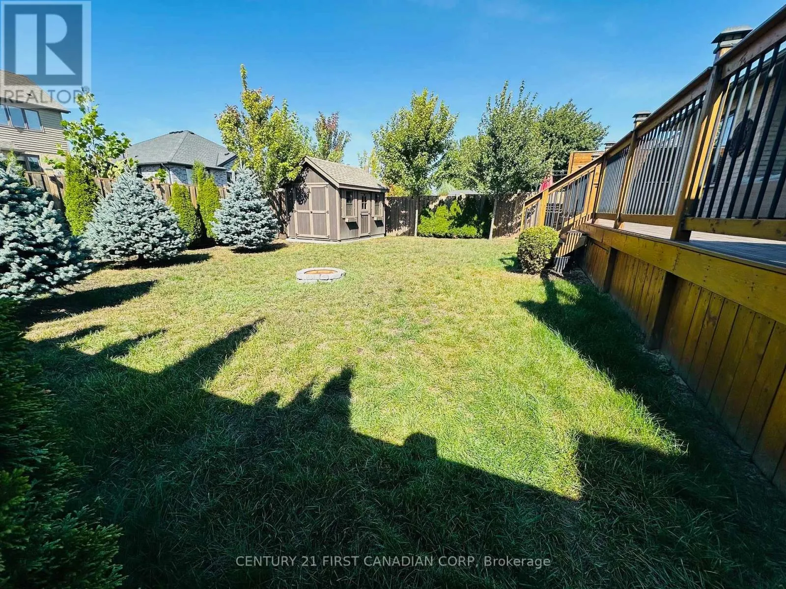 696 BENNETT CRESCENT